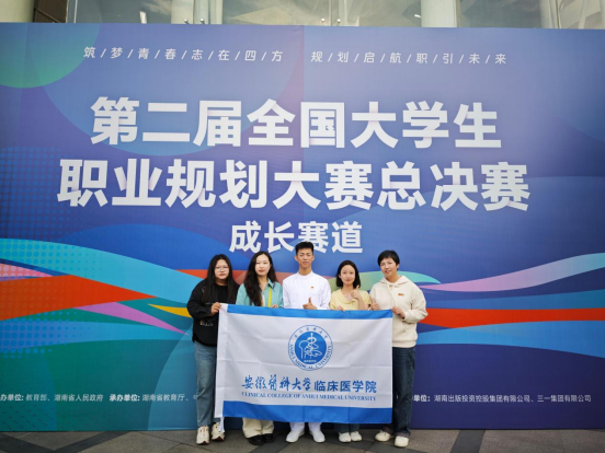 s_37358a7465cc4651.png